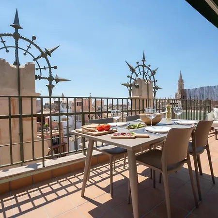 L'aguila Suites Penthouse Apartment